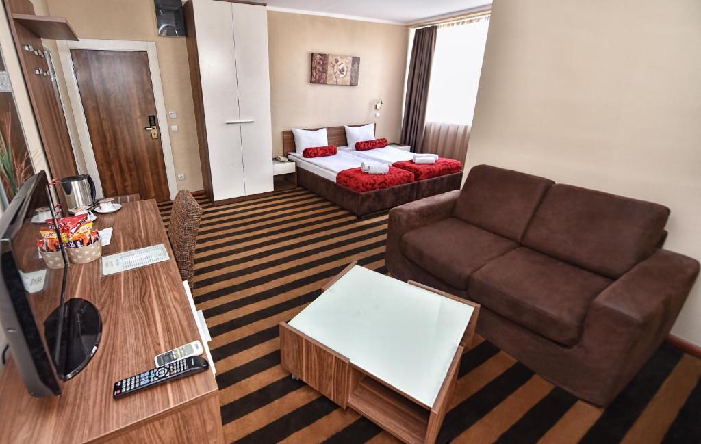 Balkan Hotel Garni Belgrado Exterior foto