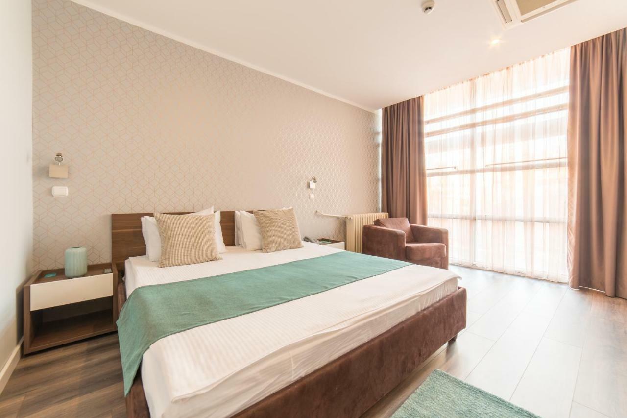 Balkan Hotel Garni Belgrado Exterior foto